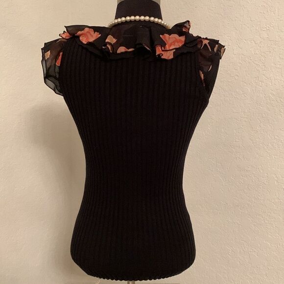 Tracy M. V-Neck Sleeveless Ruffle Top Blouse Size S - Picture 2 of 4